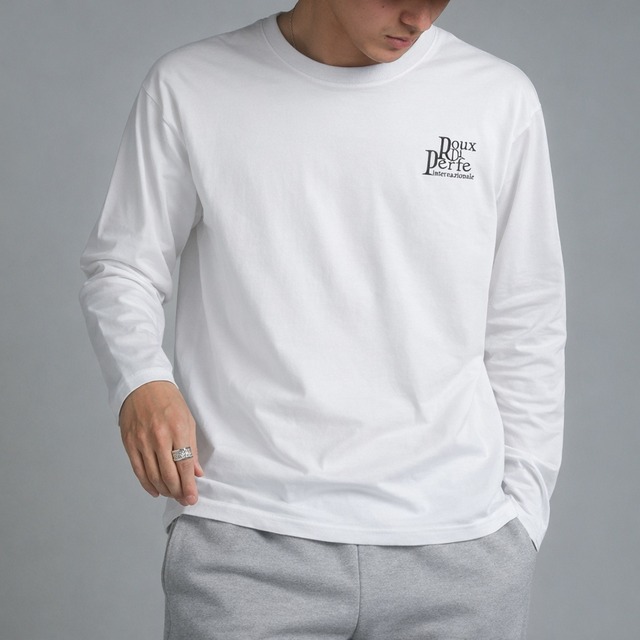 ロゴワンポイント長袖Tシャツ