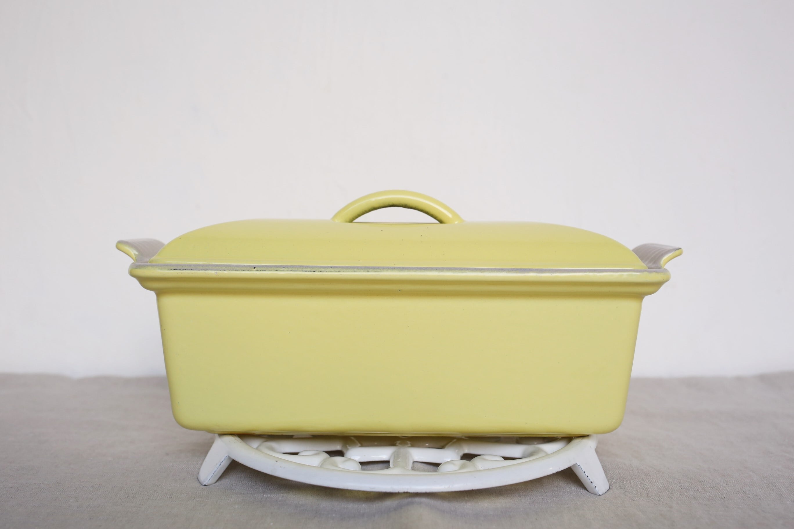 フランス ヴィンテージ ル・クルーゼ Le Creuset テリーヌ 黄色 サイズ24 N-01258