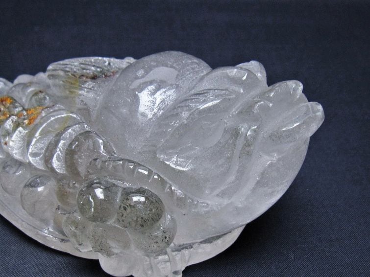 水晶 手彫り-卓上置物-キンセン-金蟾 ガーデンクォーツ 一点物 154-72