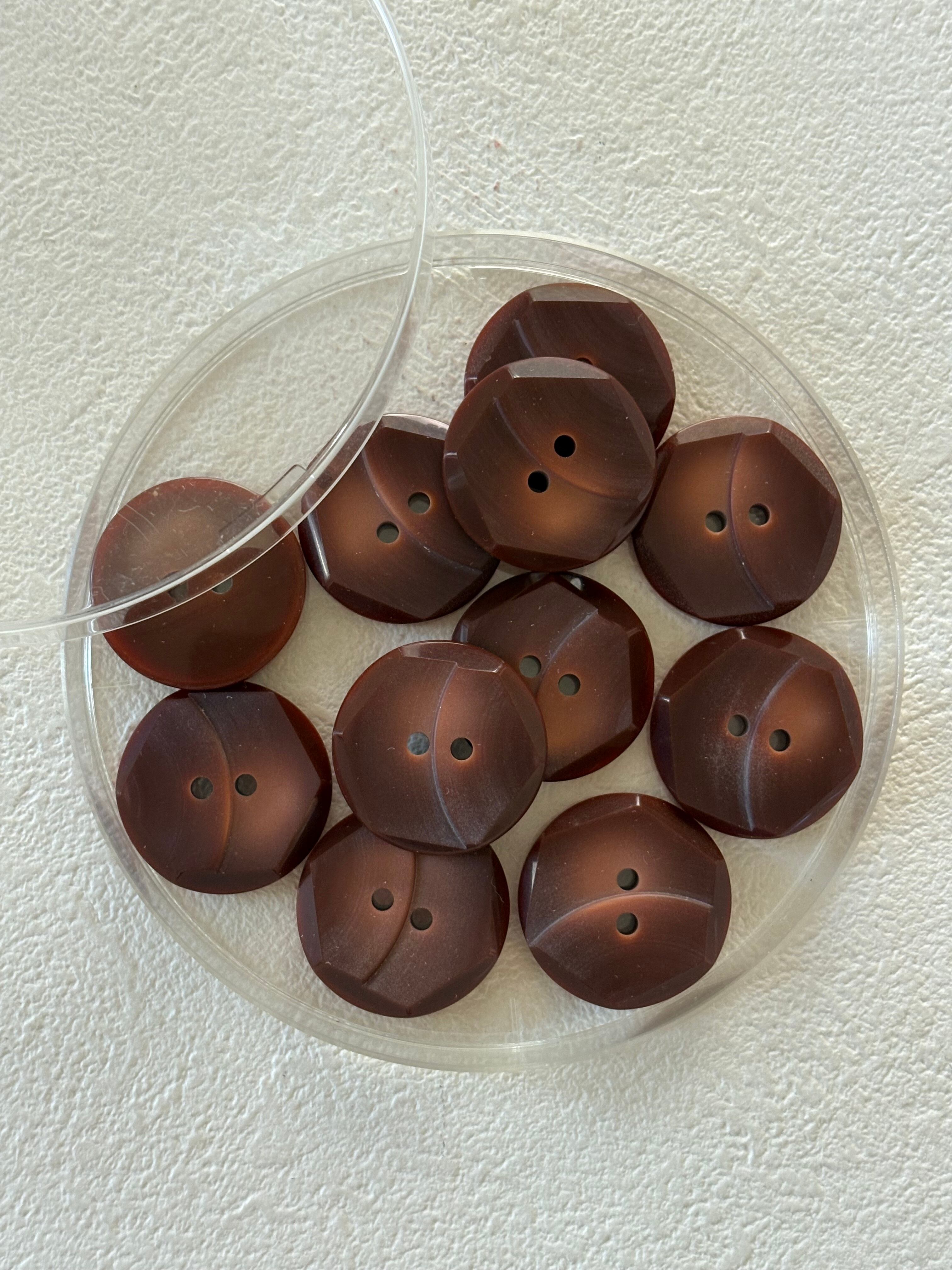 Japanese Vintage ボタン チョコレートブラウン 22mm 六角形 2個セット レトロ アクセサリーパーツ 二つ穴