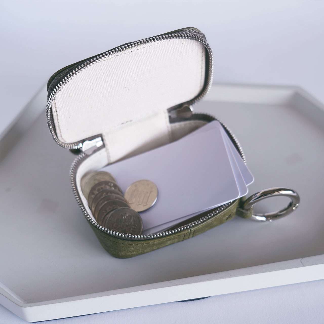 【本革】アクセサリーポーチ｜de’syu｜プエブロレザー× コンパクト収納・画像10