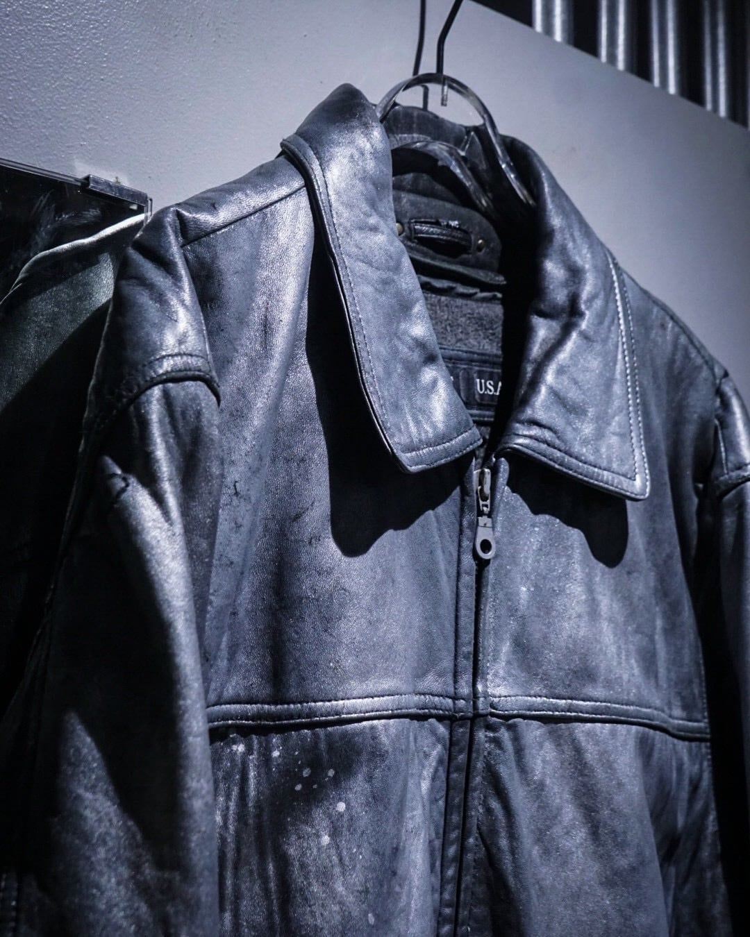 add (C) vintage】Silver Spray Custom Vintage Zip Up Leather Jacket
