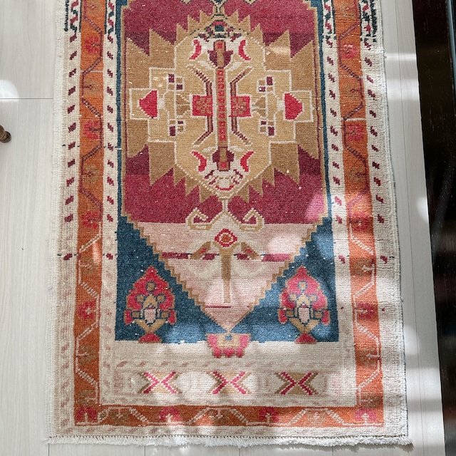 トルコ ヴィンテージラグ TR025 | ヤフヤル | 56cm × 109cm