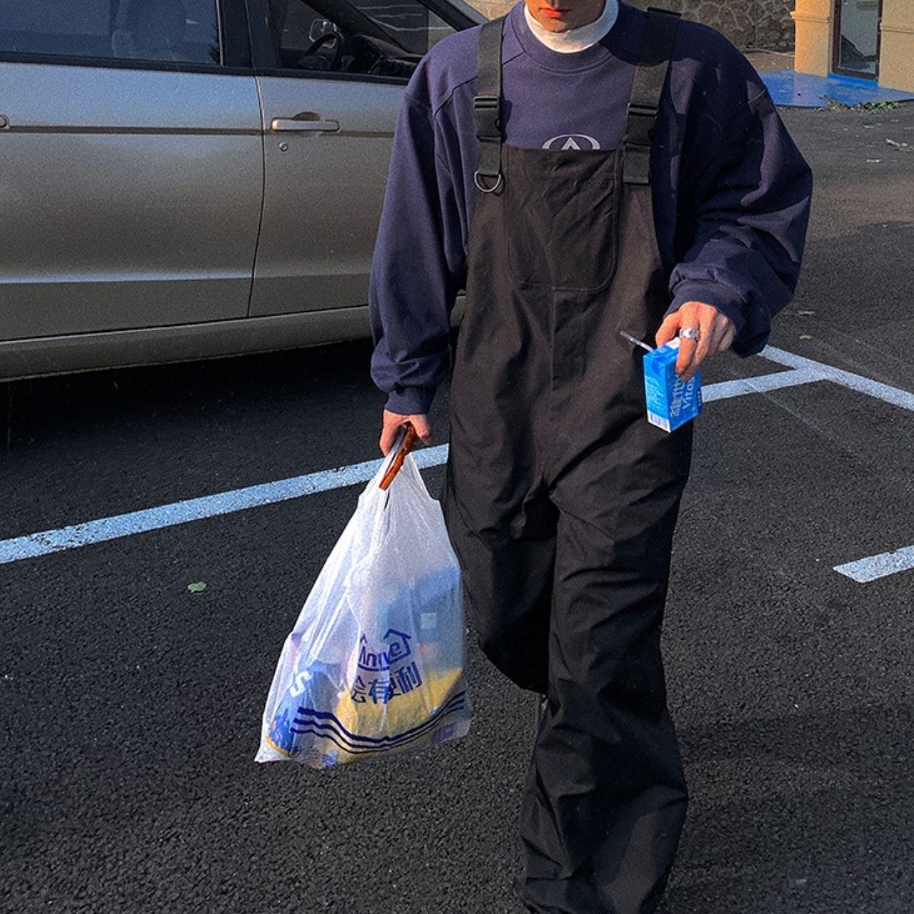 オールブラックナイロンオーバーオール　1089