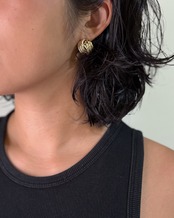texture cross pierce