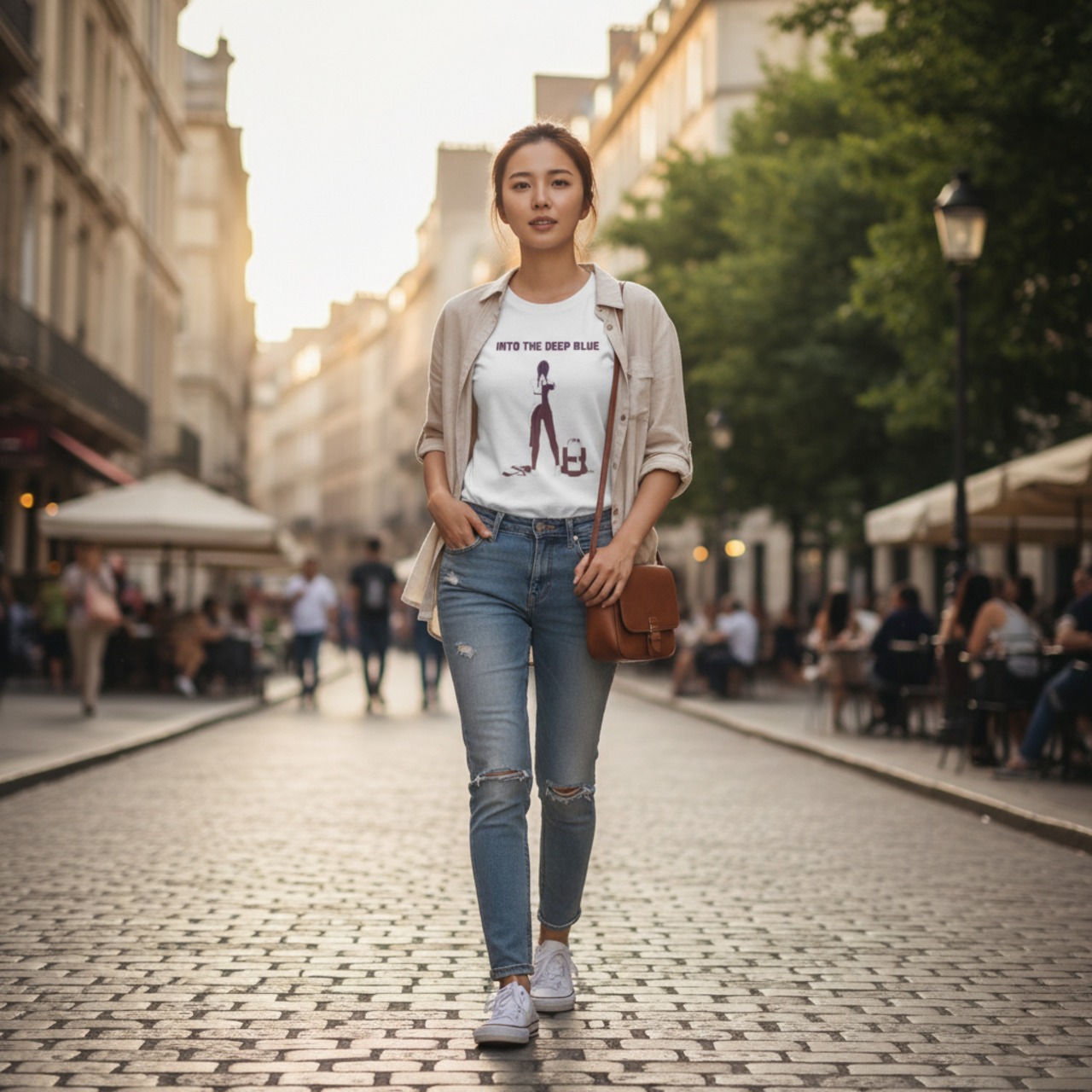 INTO THE DEEP BLUE-Tシャツ・レディース(ホワイト) - 1