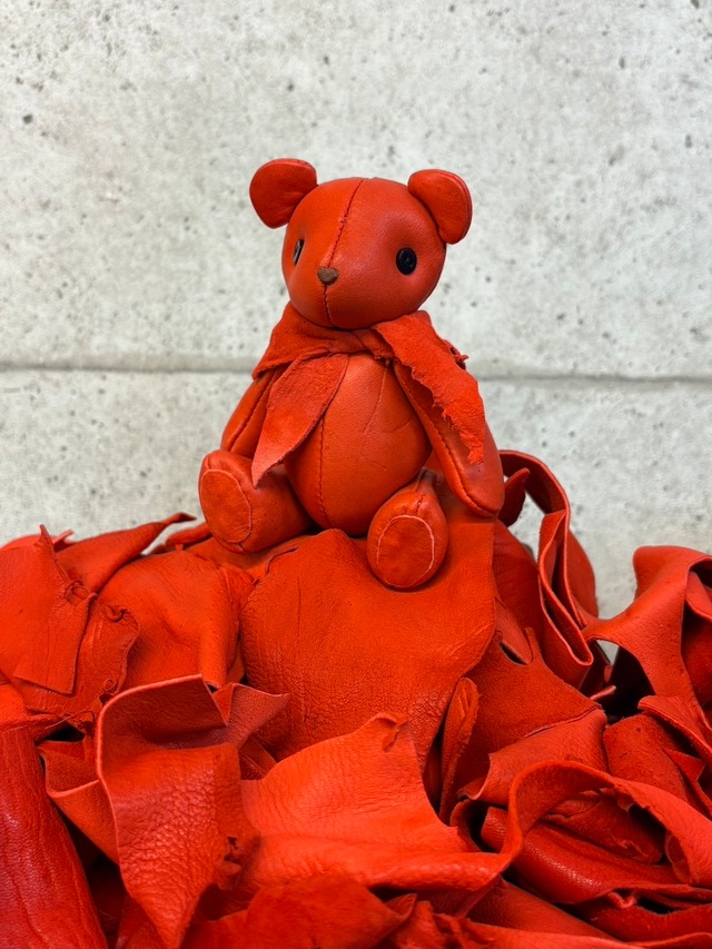 【抽選限定】250th Anniversary　マイスターの手作り「ベルズベア」キョンレザーの特別バージョン　写真の1点販売です