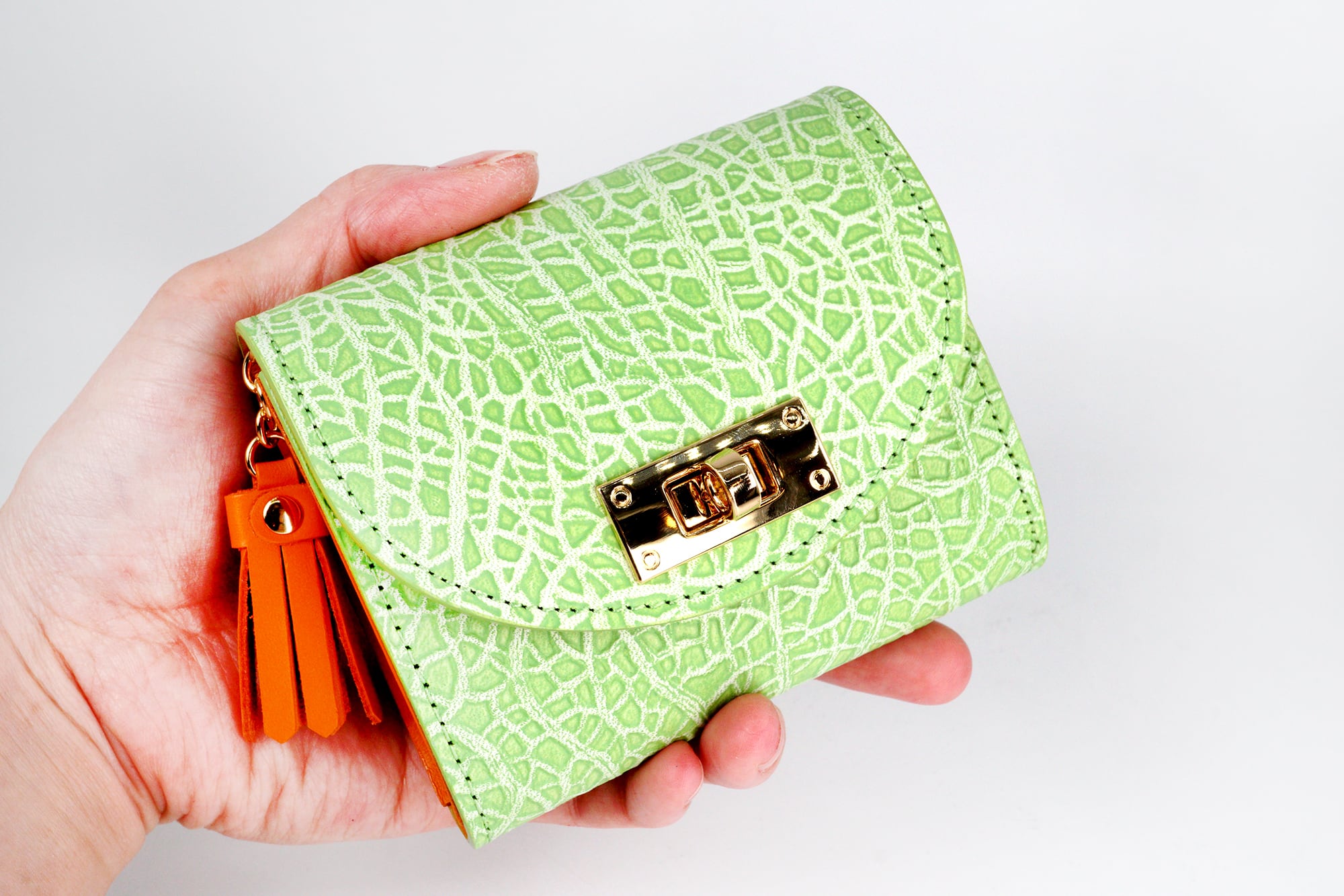 メロンなコンパクト財布／赤肉・青肉（ヒネリ金具タイプ） | EARL 