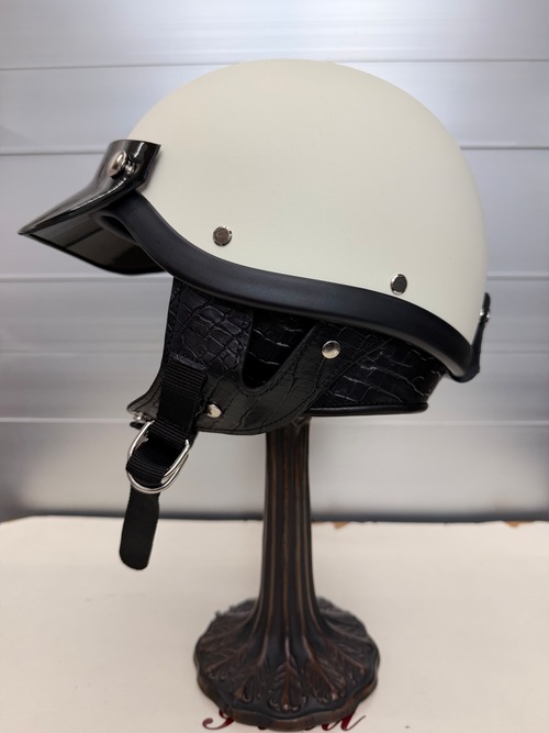 オーシャンビートル oceanbeetle ショーティー4 別注マットアイボリー 各サイズ有り Wストラップstyle 本皮クロコダイル調型押し仕様 インナーサテン仕様！ 送料無料！