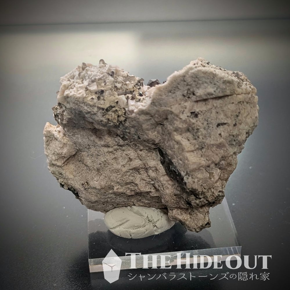 日本国産鉱物標本070 鳥取県三朝町煙水晶（スモーキークォーツ） 寂静