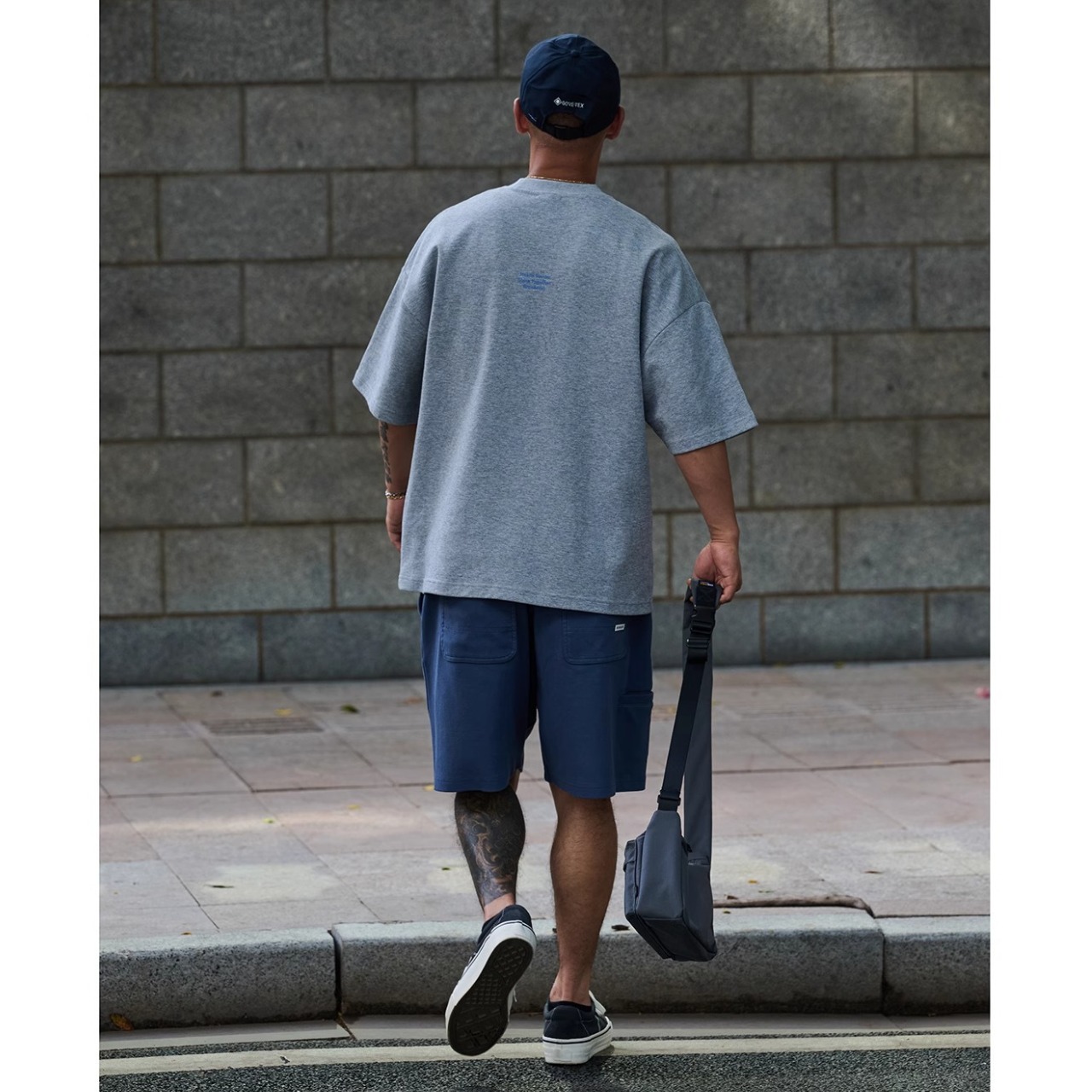 Back logo pocket tee 0933 - 4