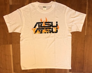 ATSU ATSU "アツアツ" パロディTシャツ