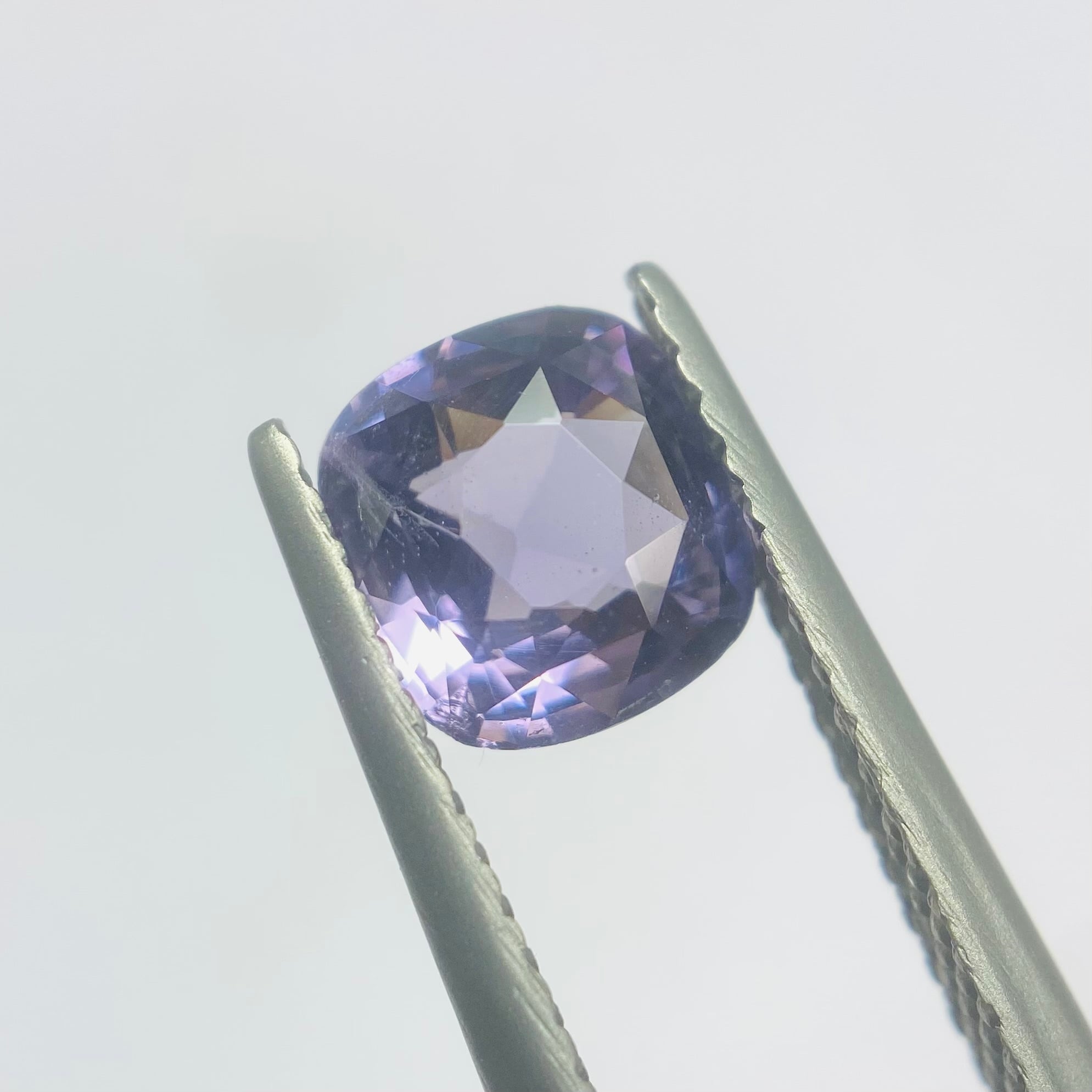 ライラックなスピネル