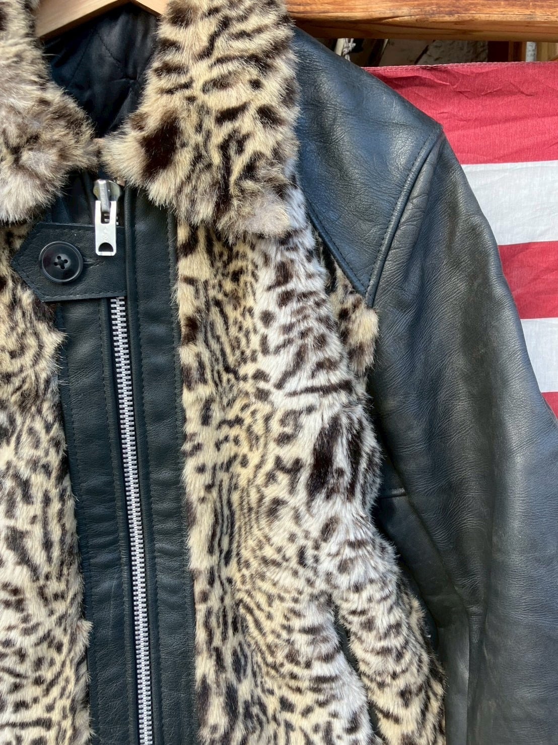 Vintage Leather Grizzly Jacket 再構築 熊ジャン オワジャン