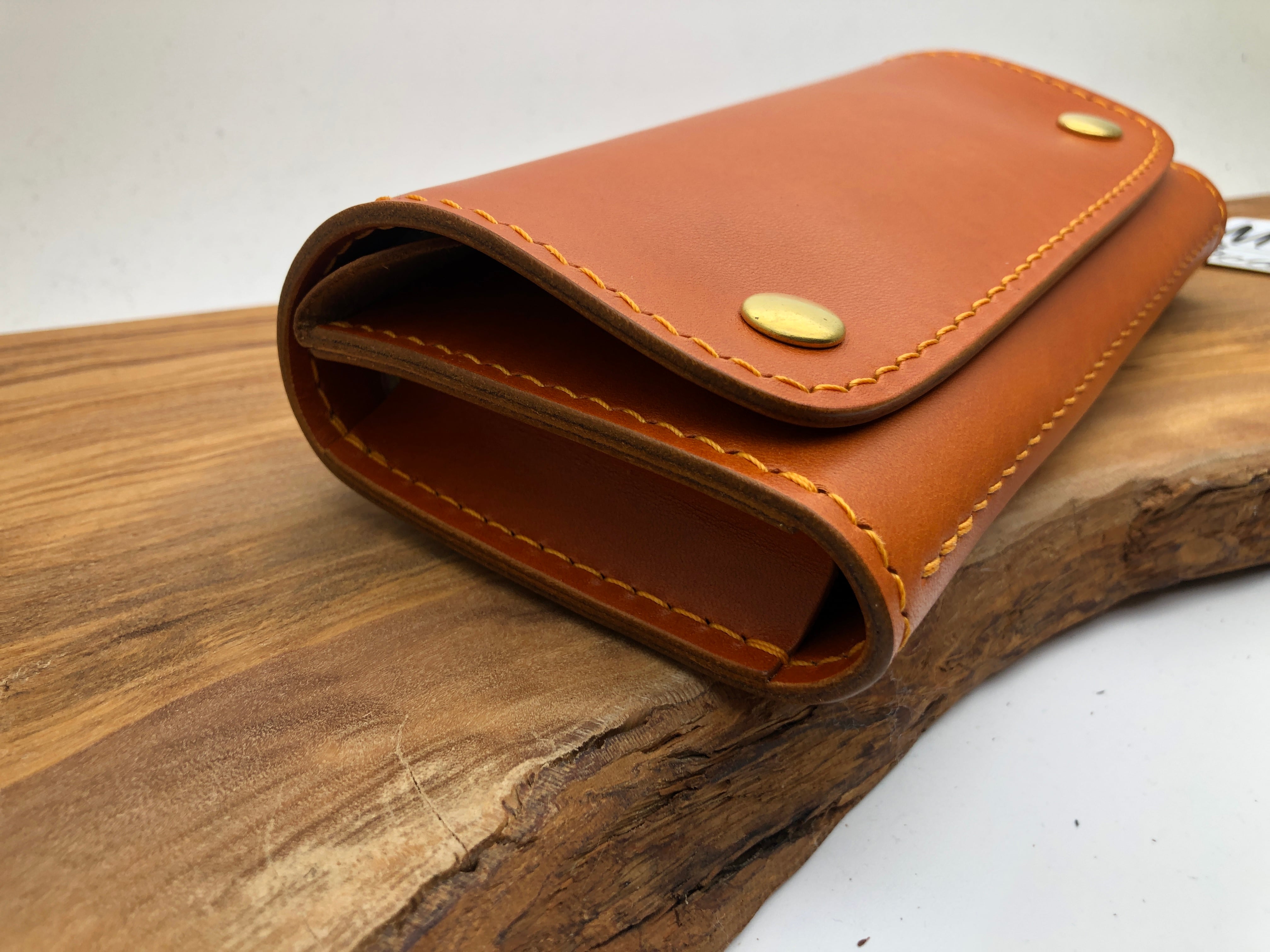 シャグポーチ 手巻きタバコ ポーチ | mikawaya leather works