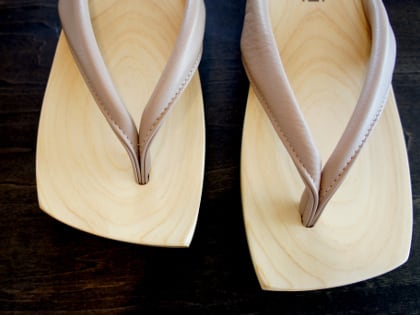 mizutori みずとり 茶人 さじん ココア SA-04 しずおか産ひのき 下駄