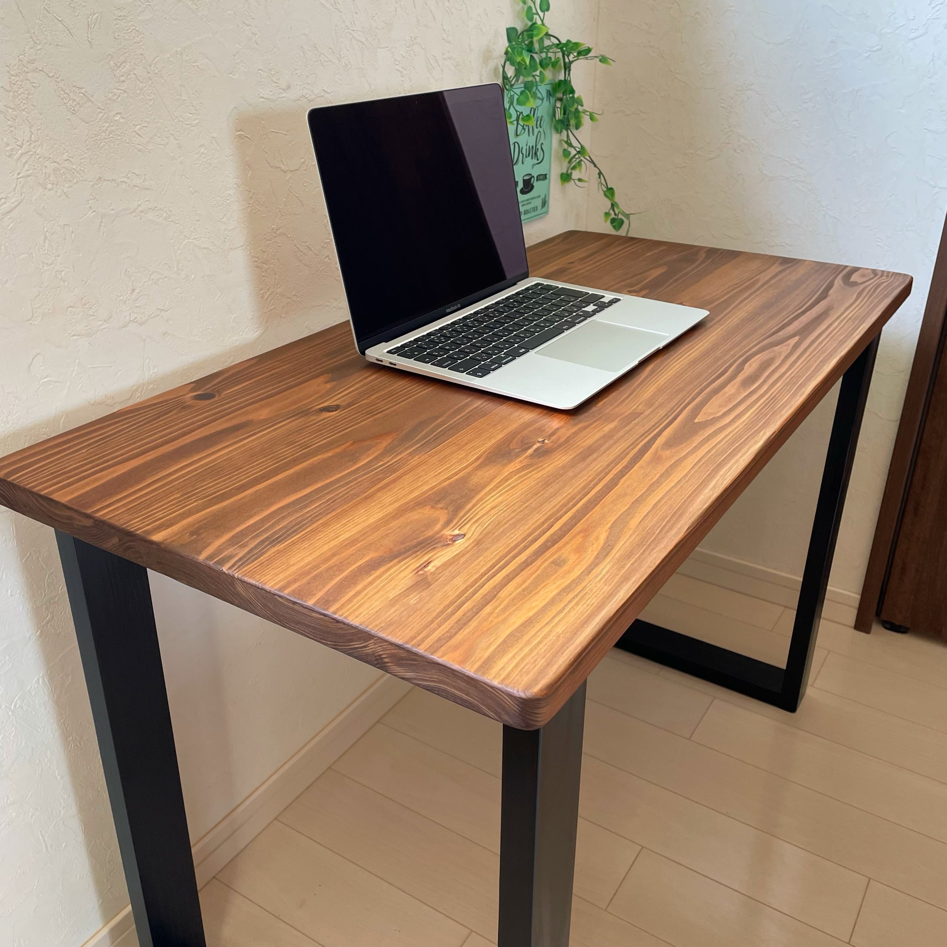 天然木 無垢テーブル 90×45cm お好みのカラー、高さでカスタム 作業