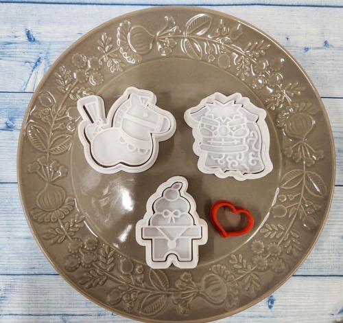 クッキー型　来年の干支　午年　4点セット