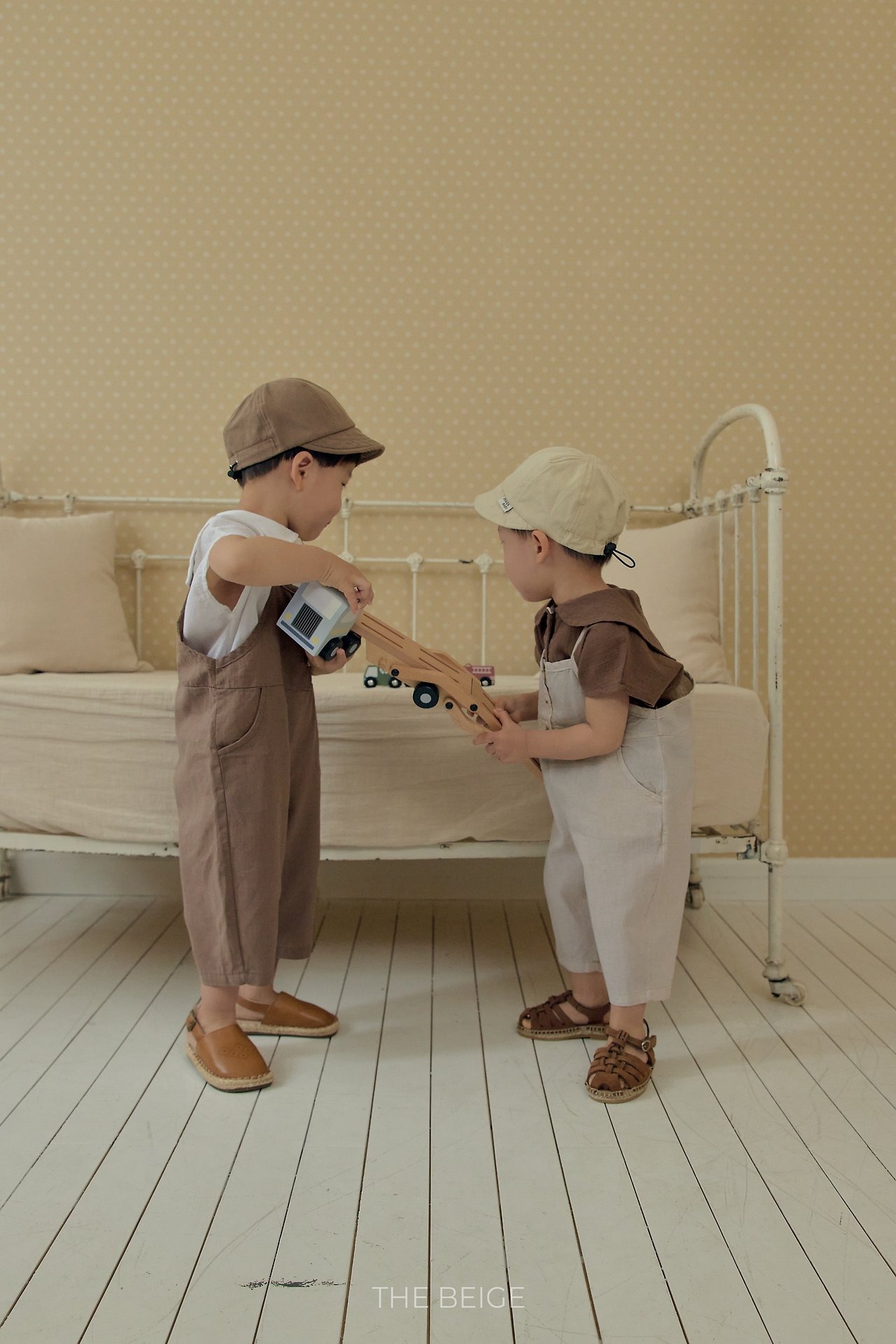 [THE BEIGE] Rappa Suspenders Pants / [더베이지] 랍빠멜빵바지