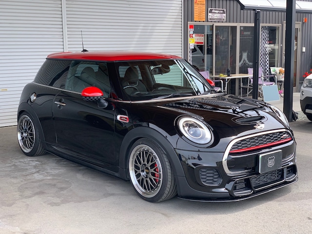 サイドアンダースポイラー　F56 JCW 専用  8MM 　グロスブラックモデル