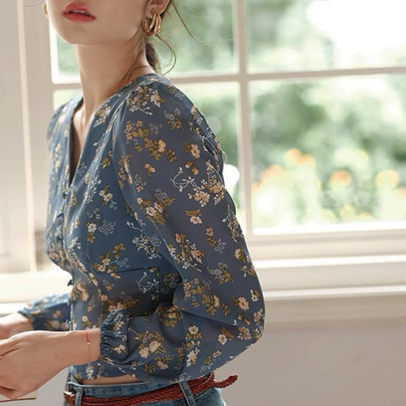 小花柄フロントボタン Vネックブラウス 00131