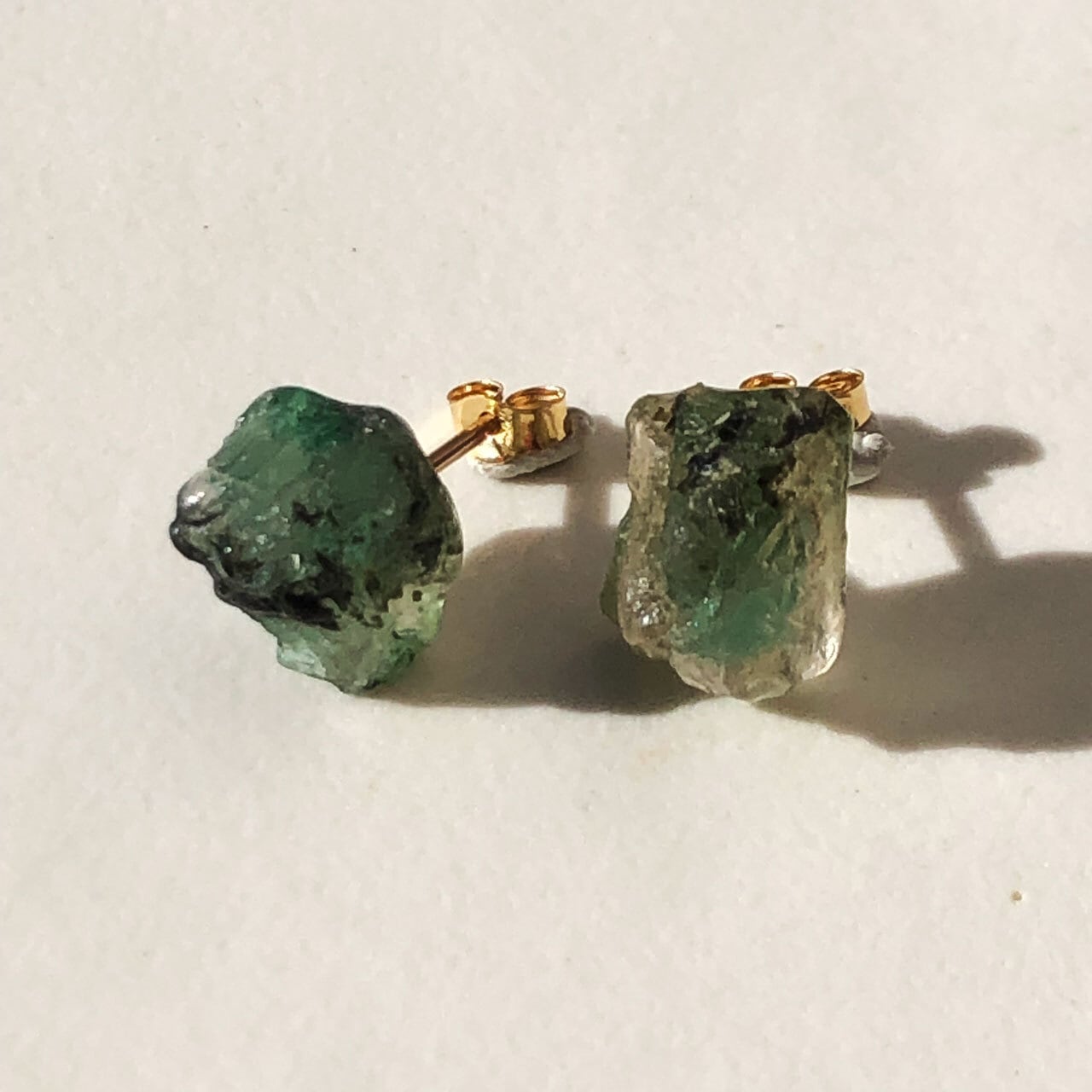 天然石エメラルド×ザンビア産エメラルド10+αピアス14kgf 天然石エメラルド×ザンビア産エメラルド10+αピアス14kgf