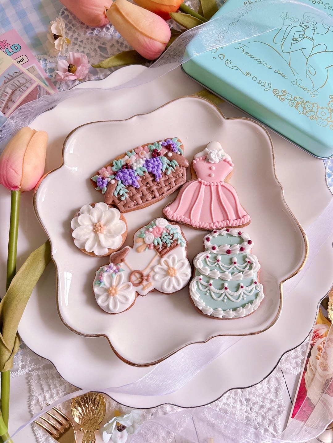 PICNIC DAY アイシングクッキー缶 | Francesca von Sweets