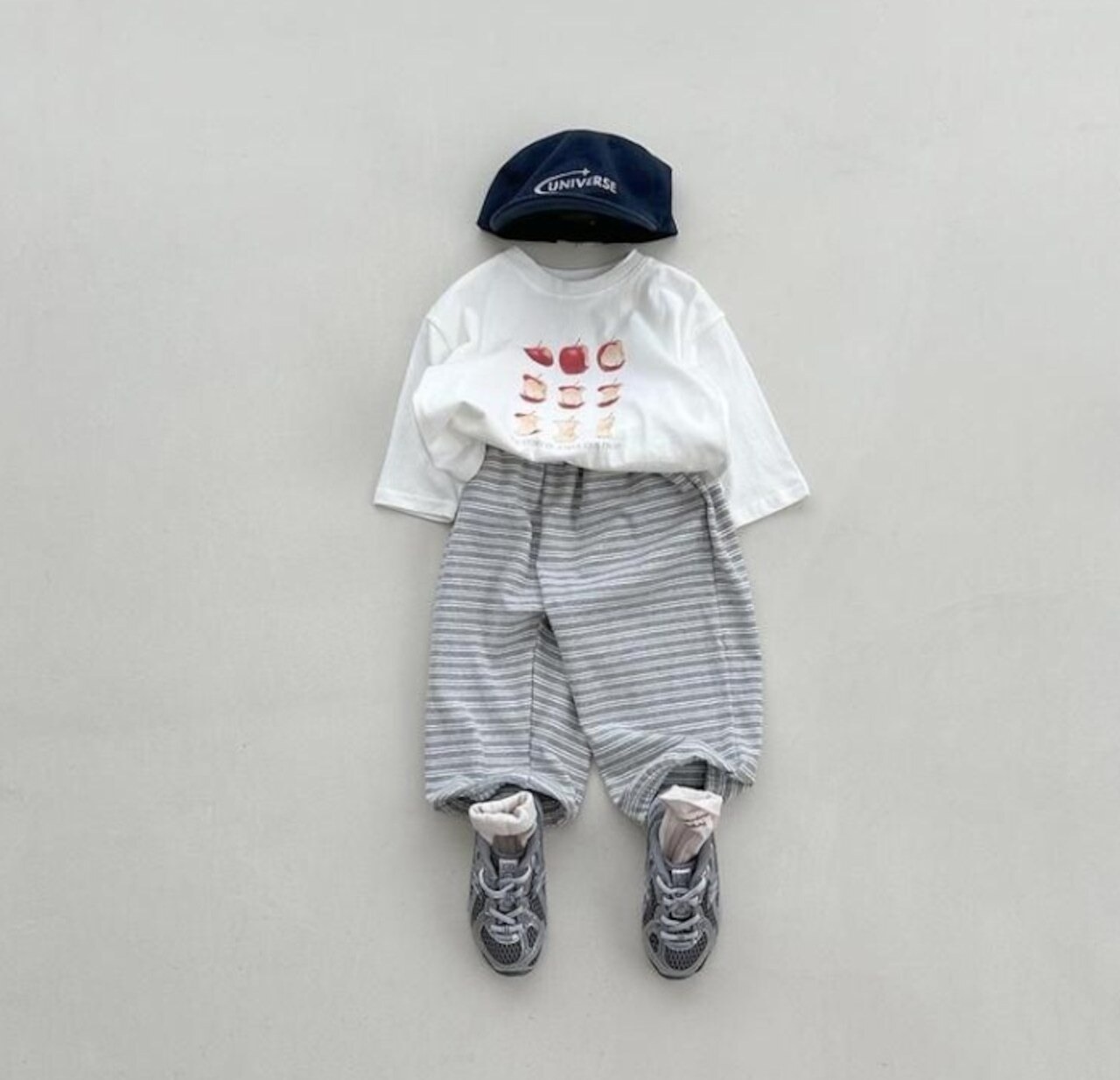 韓国子供服 / 26Autumn / Blackbean / アップルTシャツ / キッズ服  / ベビー服 / 秋服 *S(69㎝)~XL(120㎝)*
