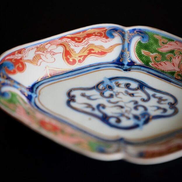 50538】【51140】 伊万里焼 錦手の菱皿 江戸(1枚)/ Nishikide Fan
