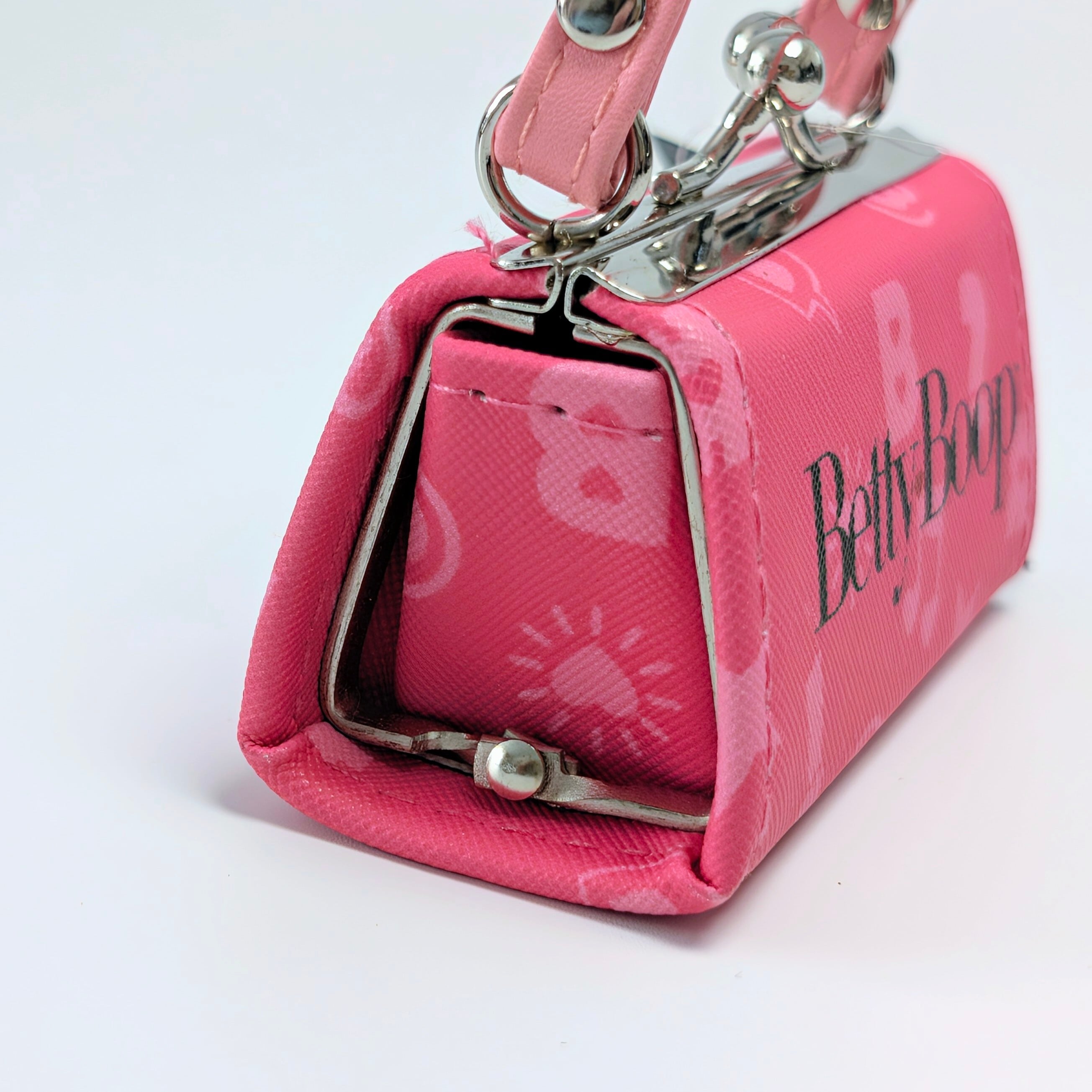 ✨️❦カバンに付けたら超ラブリー❦✨️【 Betty Boop ベティー・ブープ 】『PINK』ミニ パース / ミニポーチ / ピルケース / コスメ / 小銭入れ〚アメリカン雑貨 アメトイ〛