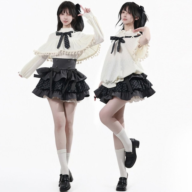 フリフリルケープブラウスティアードミニスカート：スカート