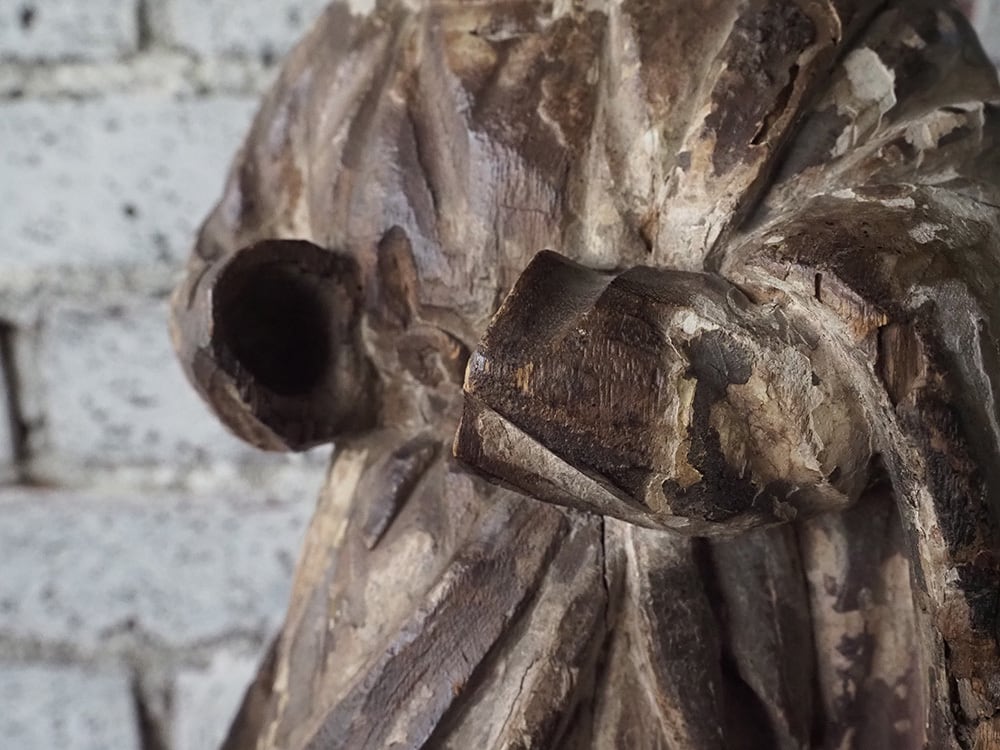 蛇を踏むマリア像 | antique Salon