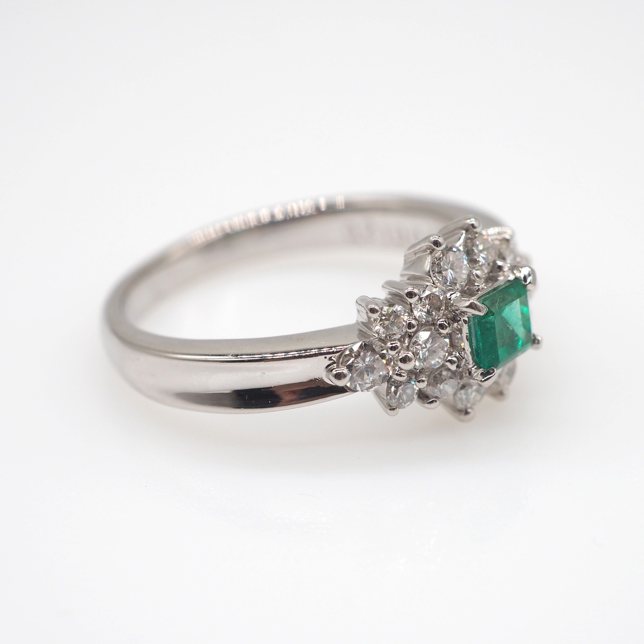 昭和レトロ Pt900 ダイヤモンド ペンダントトップ - メルカリ｜その他 