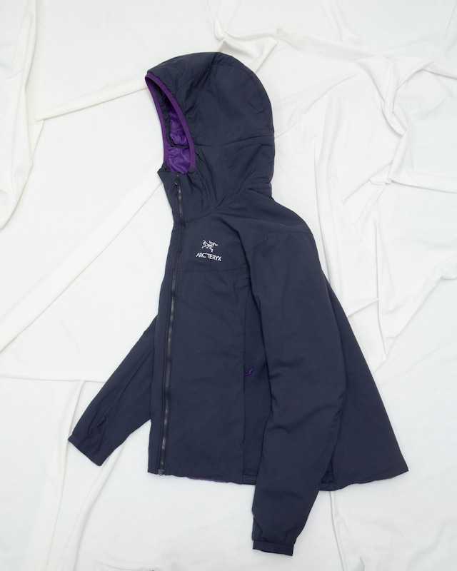 2010s ARC'TERYX - Atom LT hoody / Navy