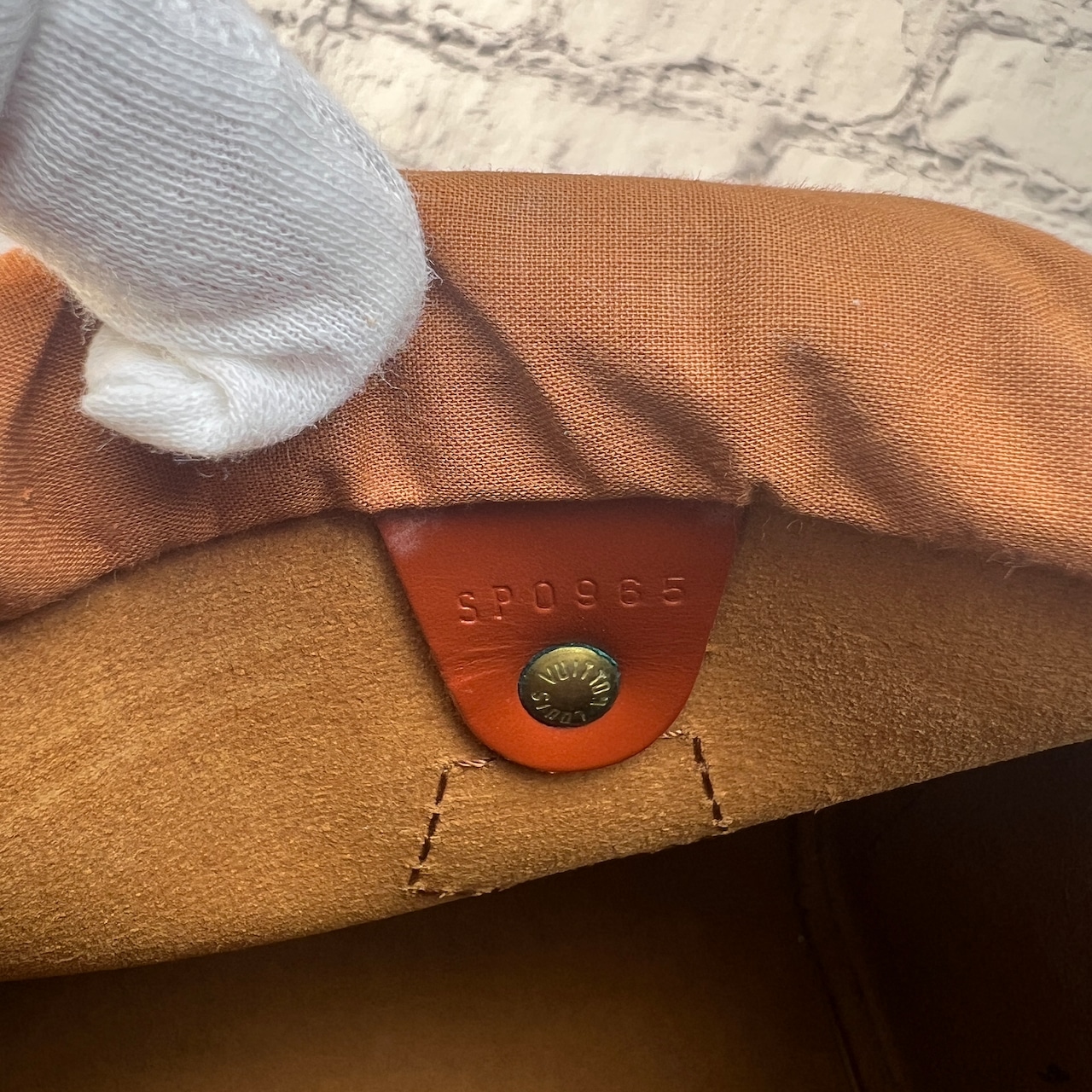 【最終処分SALE】LOUIS VUITTON ルイヴィトン  エピ スピーディ レザー ハンドバッグ ブラウン A-10711