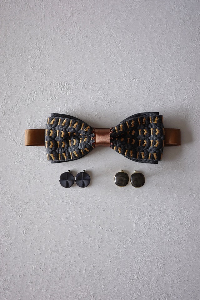 tai × cuffs button SET