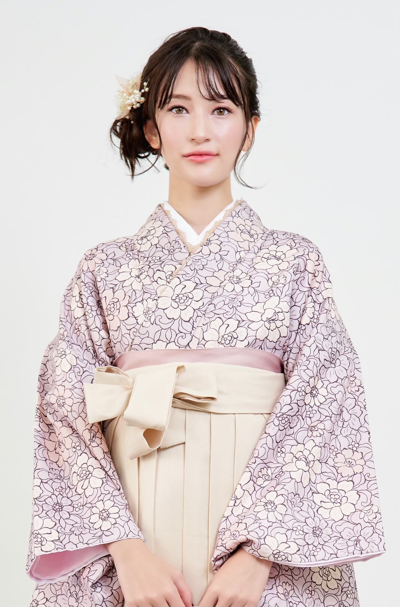 Kimono Sienne 卒業式袴3点セット グレイッシュピンク×アイボリー 袴 二尺袖着物 袴 卒業式 | Kimono Sienne