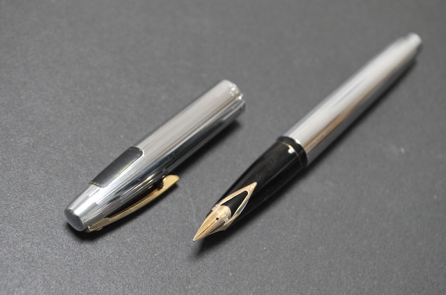 '70s　シェーファー トライアンフ ５０６ ＸＧ　SHEAFFER Triumph 506 XG　（中字）　14K　　　　　01495