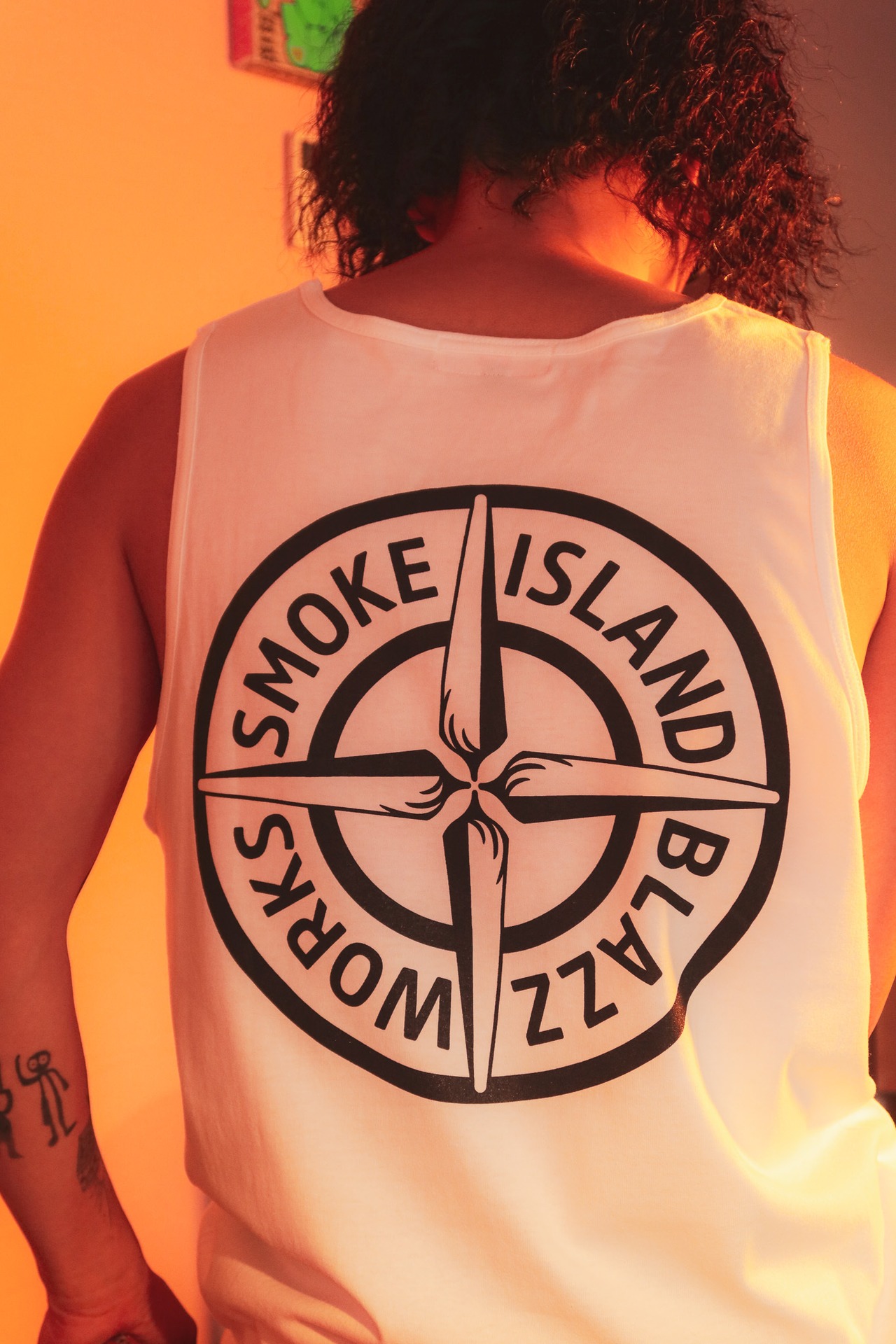 SMOKE ISLAND EASY FIT TANK TOP [WHITE]