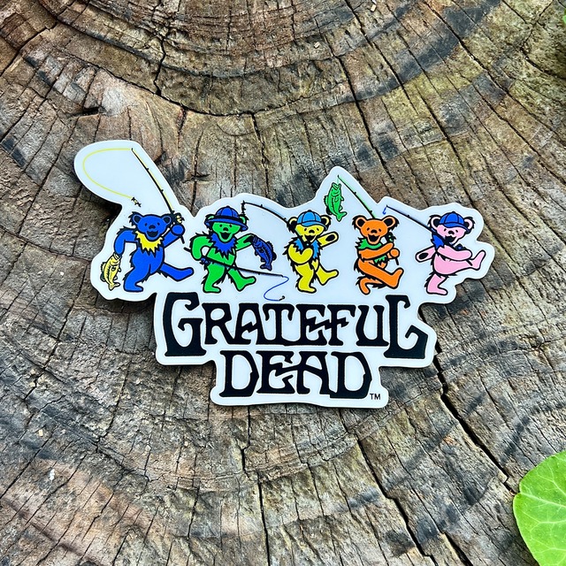 【BASSMANIA × GRATEFUL DEAD】  FISHING DEAD BARE Sticker ［WHITE］