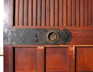 蔵戸  100年物  古民家  アンティーク  ヴィンテージ  和風  時代  リノベ   レトロ インテリア