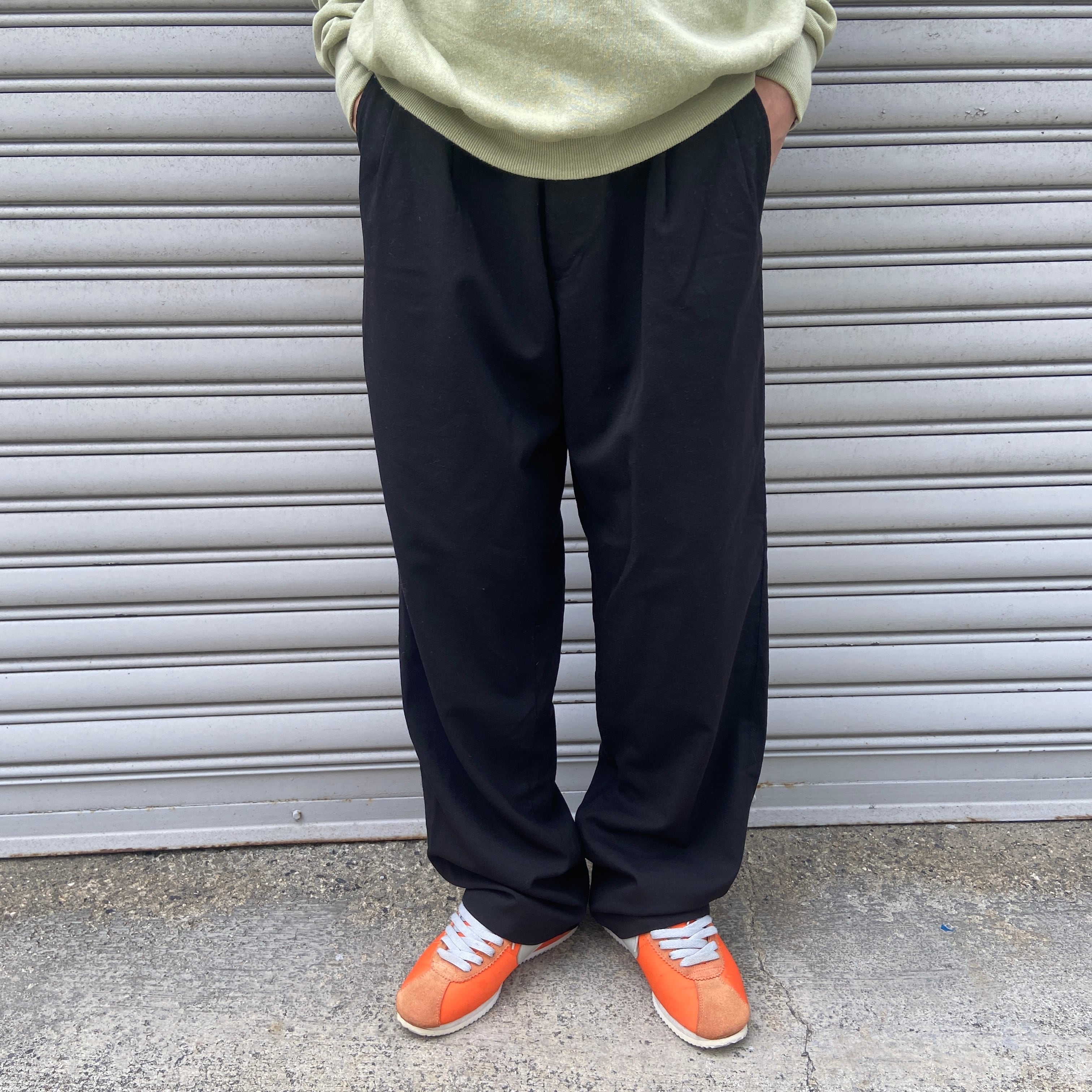00s Old Gap ワイド ギミック ナイロンパンツ ブラック 00s GAP オールドギャップ ツータックウールスラックス 黒 W33L30