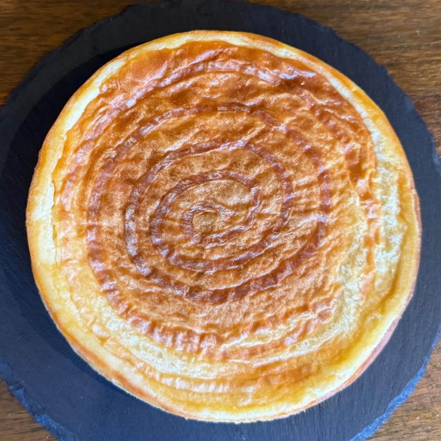 フランス産ブリーチーズ使用｜濃厚ベイクドチーズケーキ【冷凍スイーツ