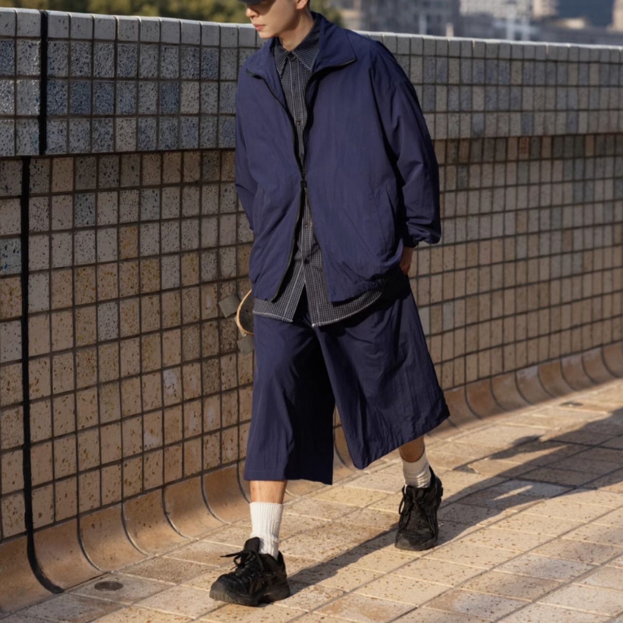 ワイドレッグ7分丈薄手ナイロンパンツ　0713