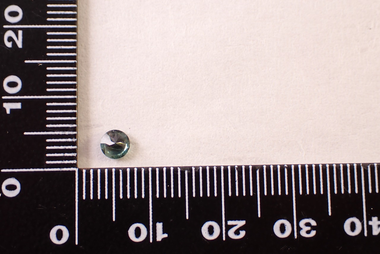 オーストラリア産 非加熱サファイア　0.30ct　[D11‐493]