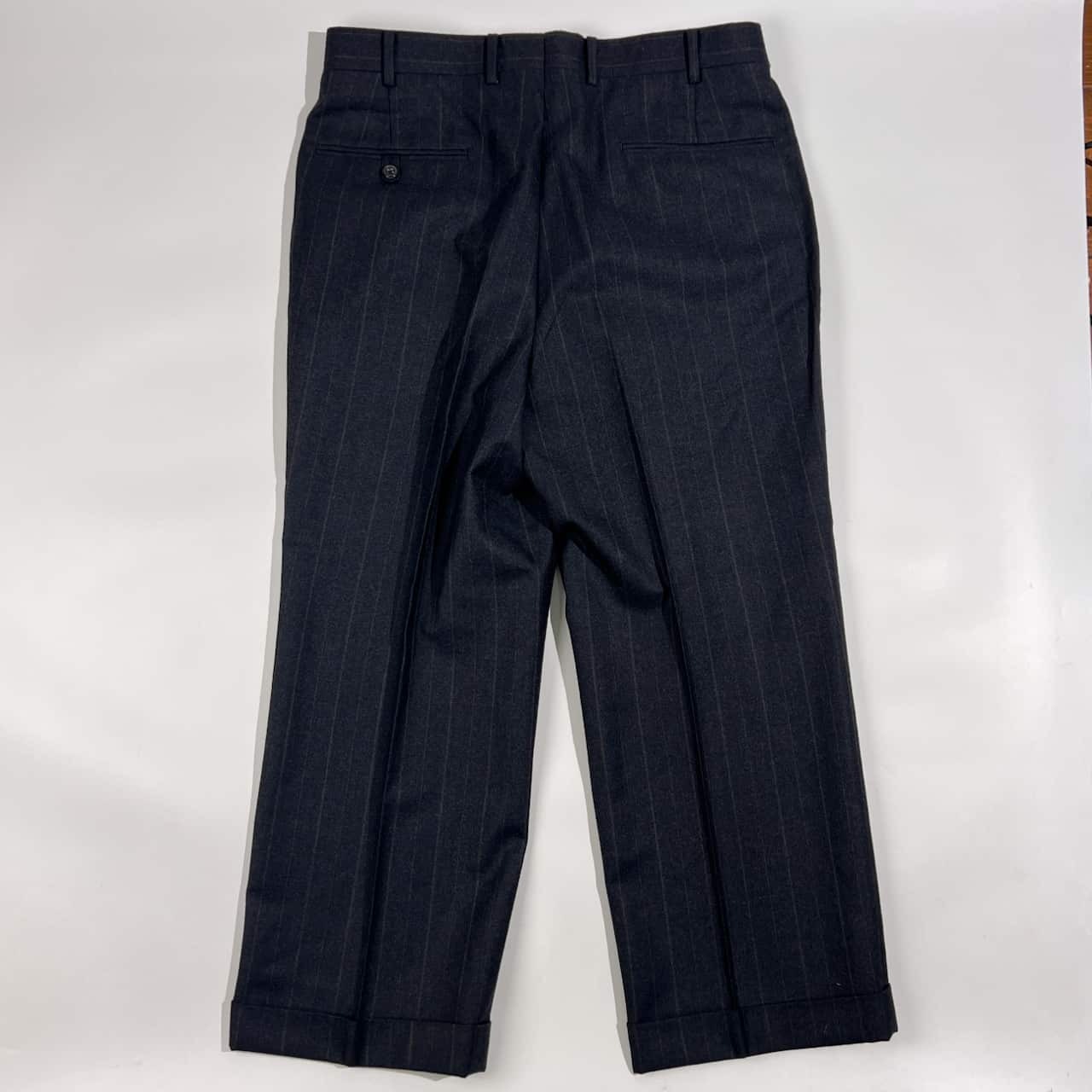 上下 Paul Stuart ポールスチュアート セットアップ ストライプ テーラードジャケット 裾ダブル スラックス スーツ 94-84-165 AB4/ダークグレー 系 メンズ