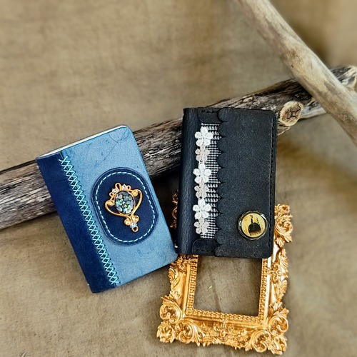 「小さなコラージュノート」04,05