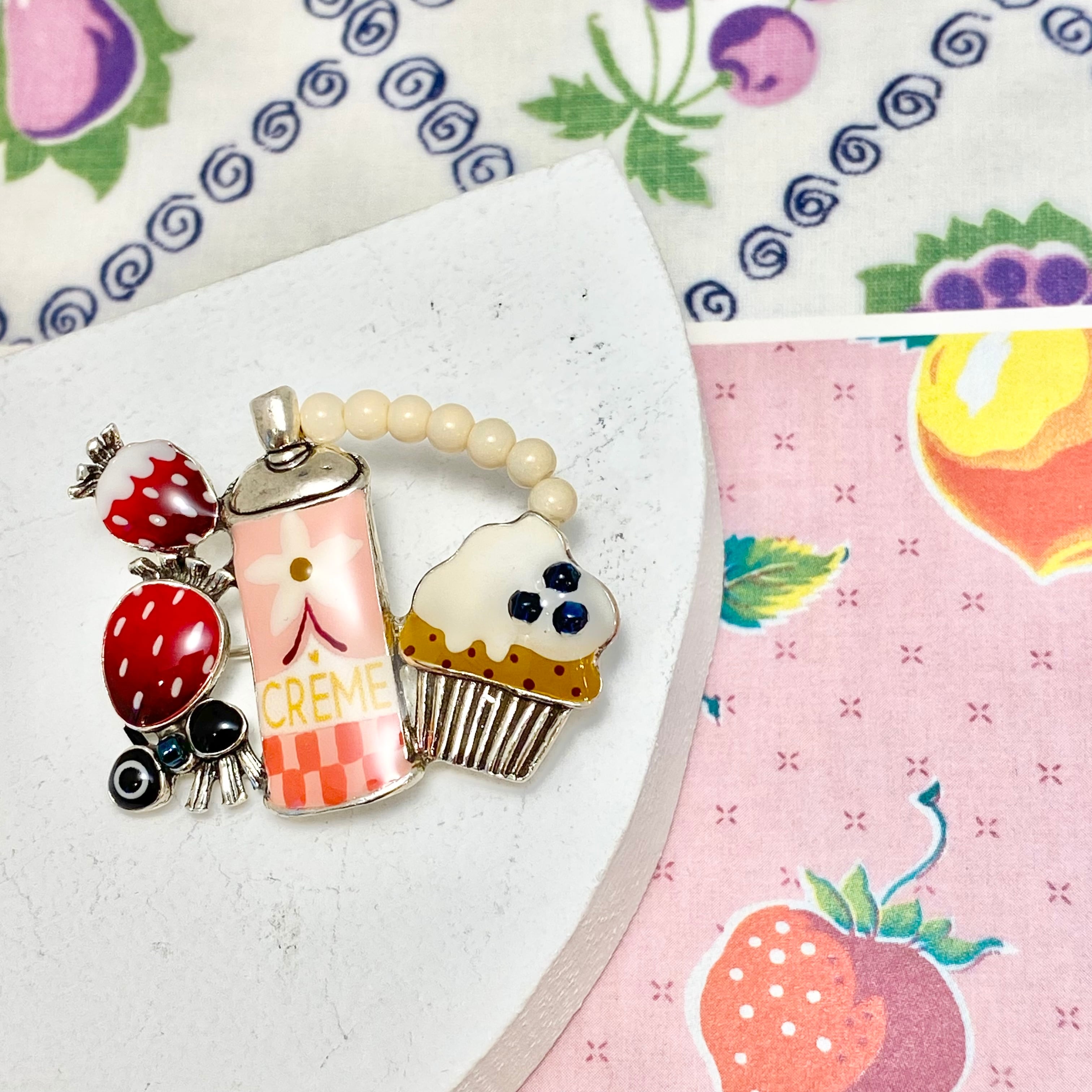 ブローチ | BIJOUX KIQUE