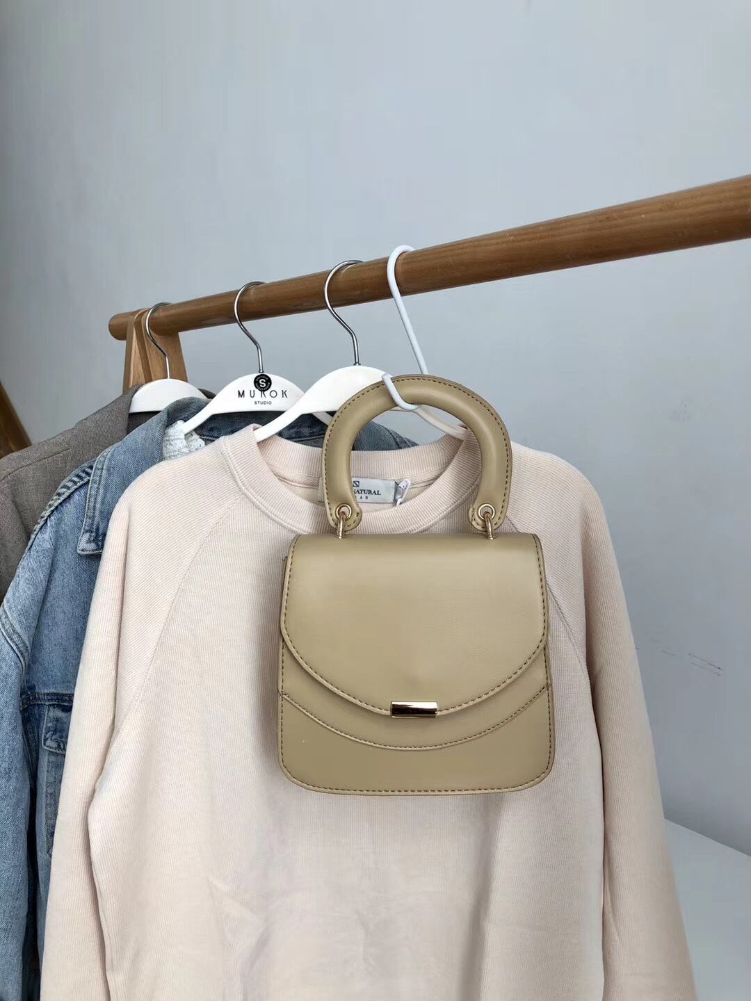 フラップミニバッグ