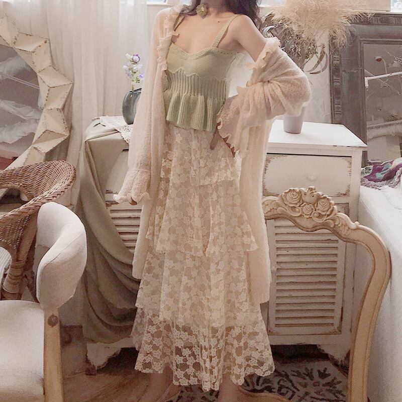 スプリングオータムハイウェストレース薄手 春物 秋物 スカート 試着室52214942102